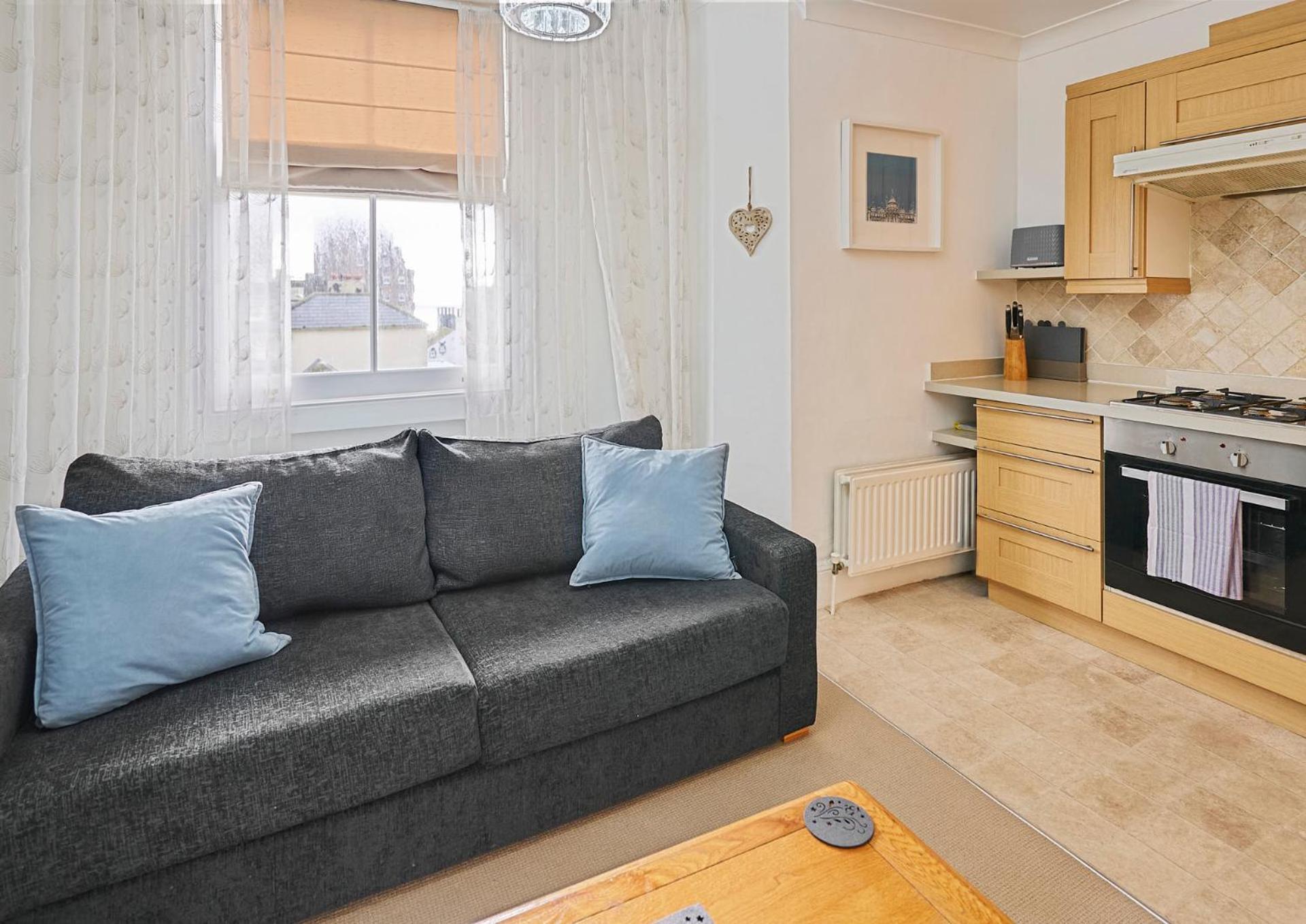 Host & Stay - Regency Square Apartment Brighton Bagian luar foto